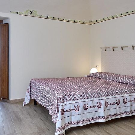 Casa Masuri, Nel Cuore Di Dorgali Εξωτερικό φωτογραφία
