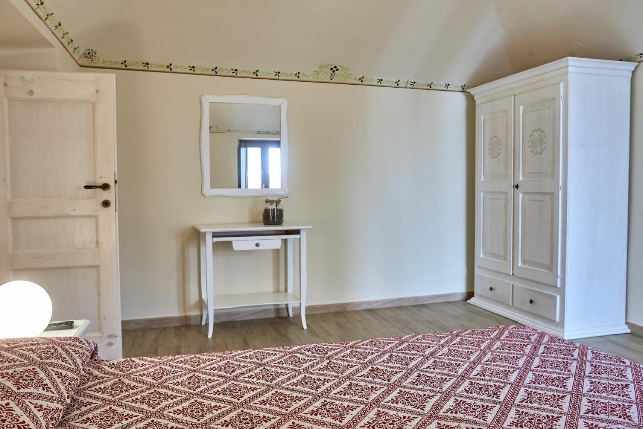Casa Masuri, Nel Cuore Di Dorgali Εξωτερικό φωτογραφία