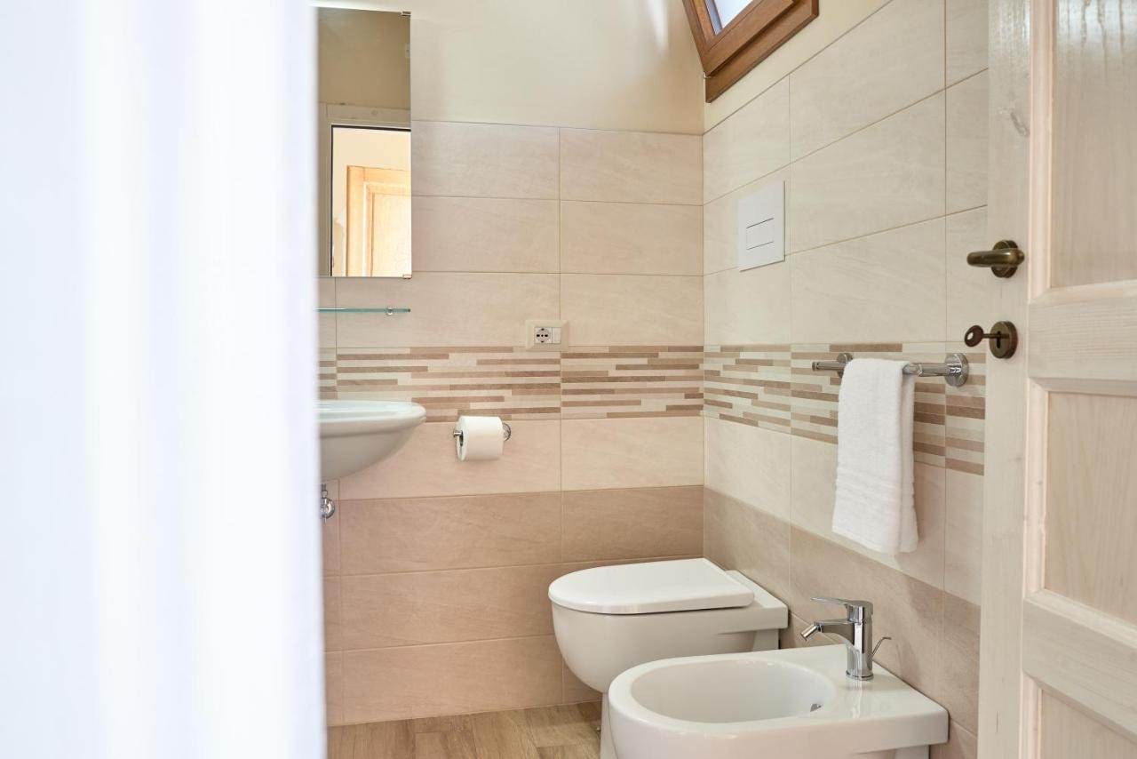 Casa Masuri, Nel Cuore Di Dorgali Εξωτερικό φωτογραφία
