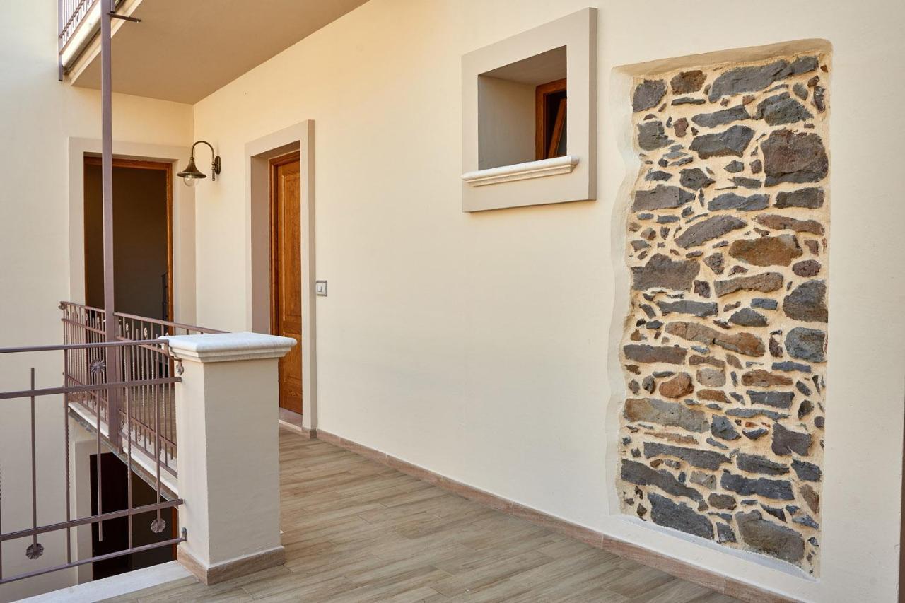 Casa Masuri, Nel Cuore Di Dorgali Εξωτερικό φωτογραφία